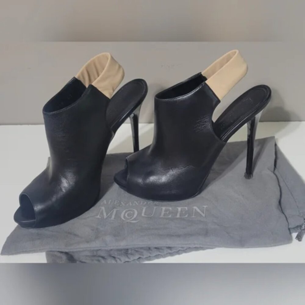 Alexander McQueen Leather Slingback Black and Cream Heels